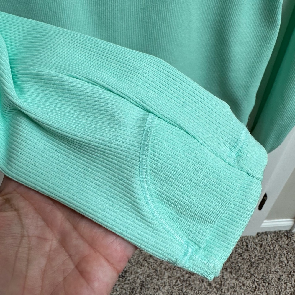 Athleta Uptempo Ribbed Henley Long Sleeve Top Aqua Green Color Size Small - Picture 7 of 13